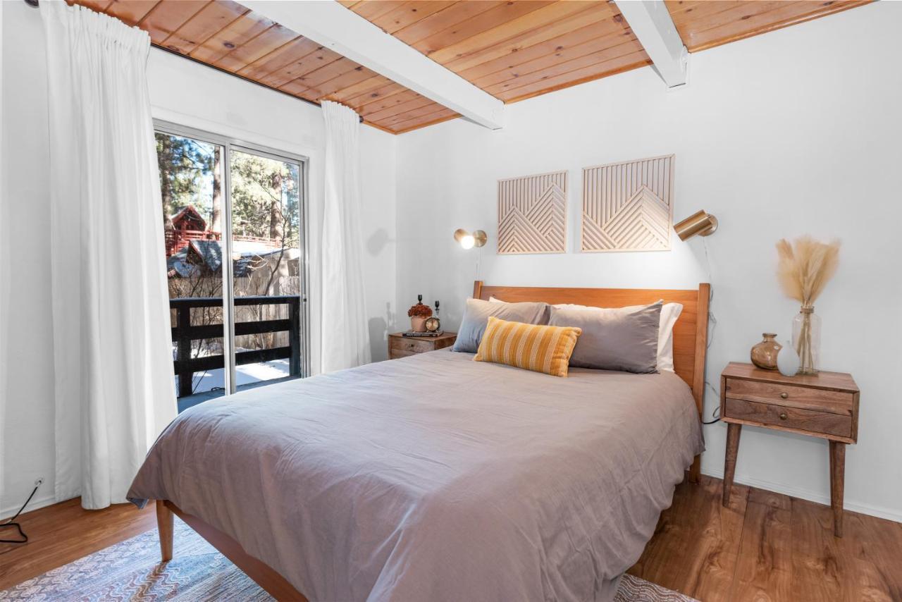 Bearadise - Prime Location For A Family Getaway In The Winter Or Summer Big Bear City Exterior photo